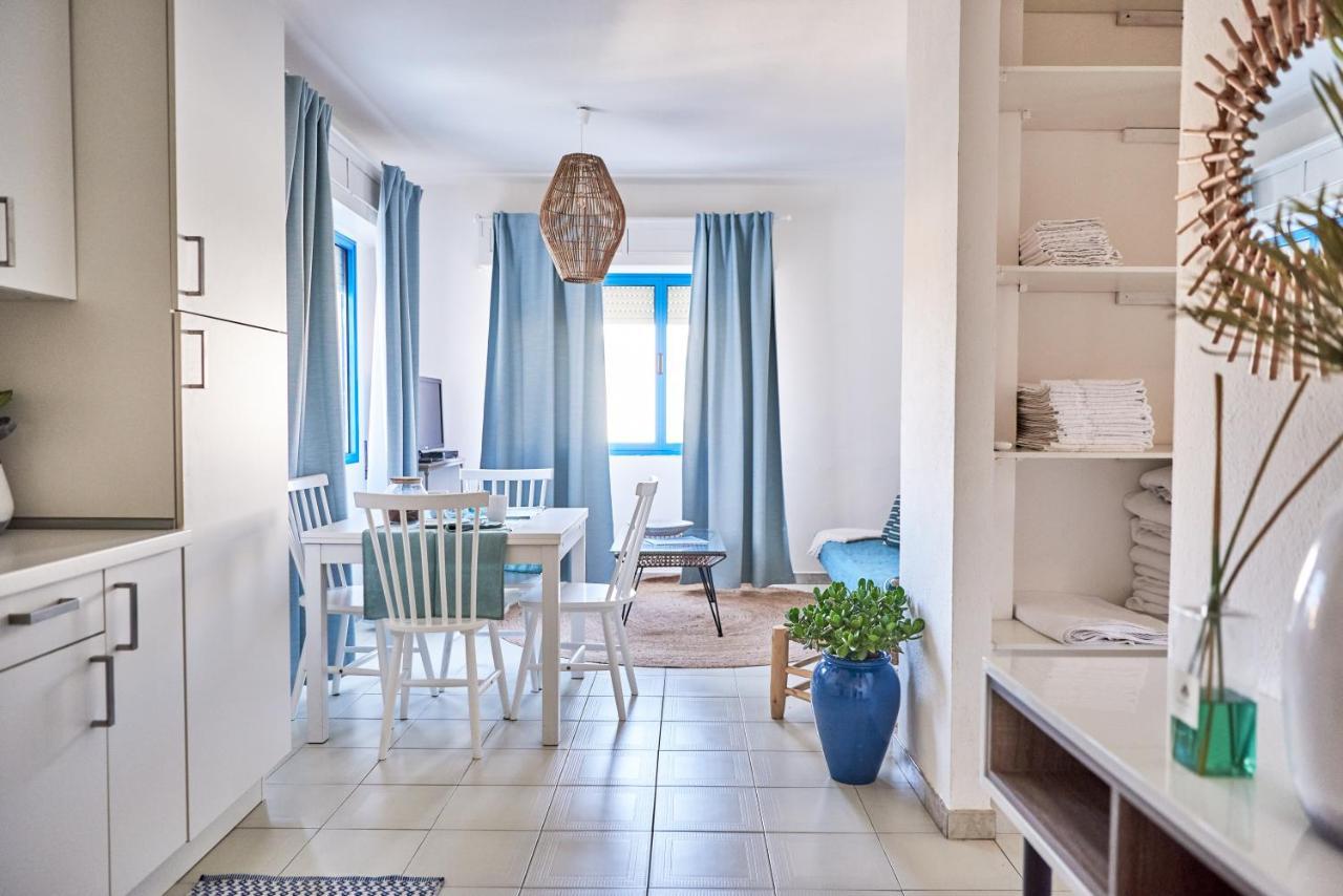 Seabay Aparthotel Golfo Aranci Exterior photo