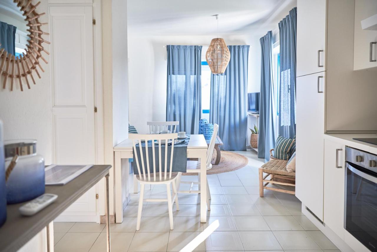 Seabay Aparthotel Golfo Aranci Exterior photo
